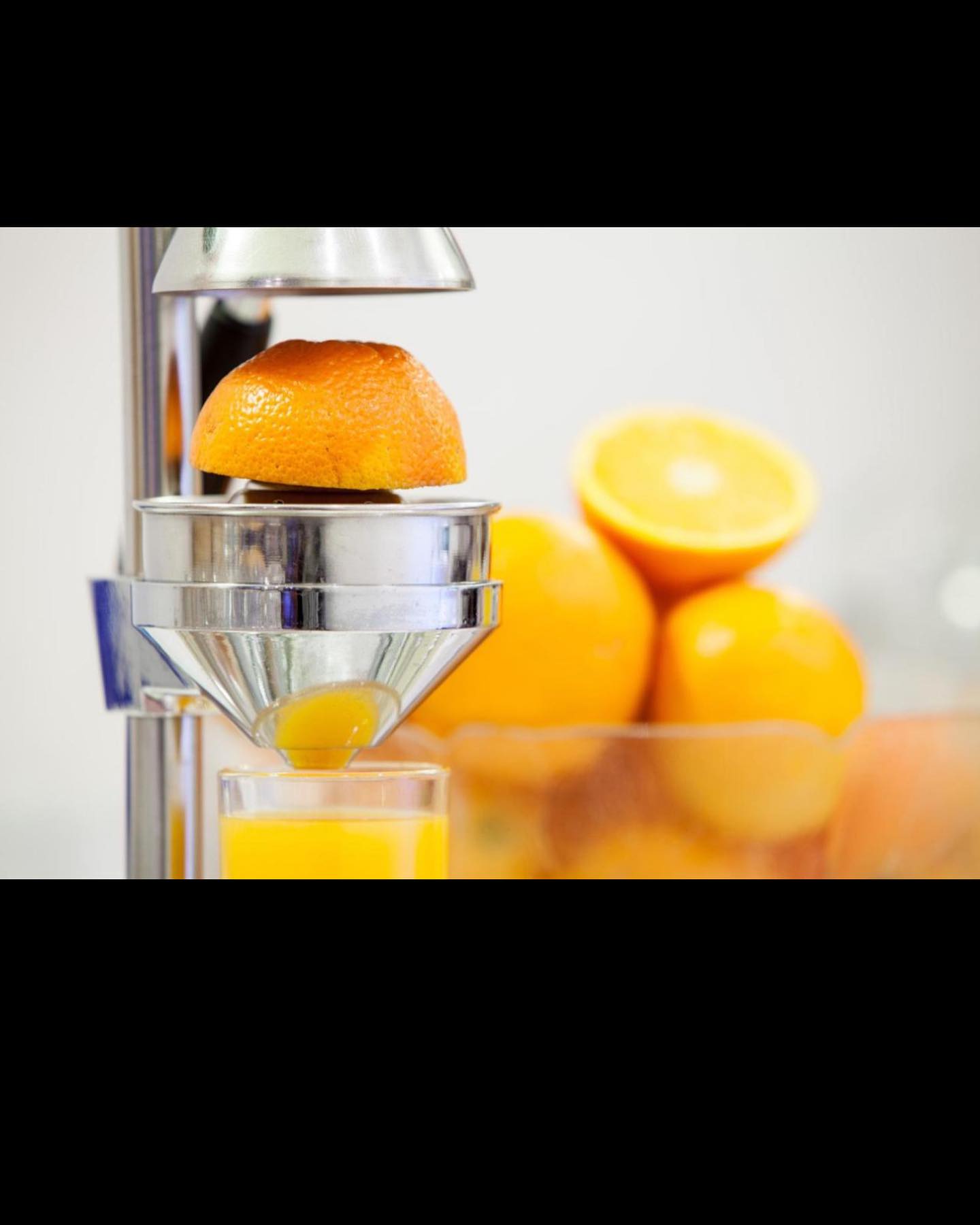 In der Zeit von 07:00-10:00 Uhr verwöhnen wir Euch mit unserem reichhaltigen Frühstücksbuffet.

#breakfast #davosklosters #healthy #capricorn #hotel #hotelbreakfast #davos #withlove