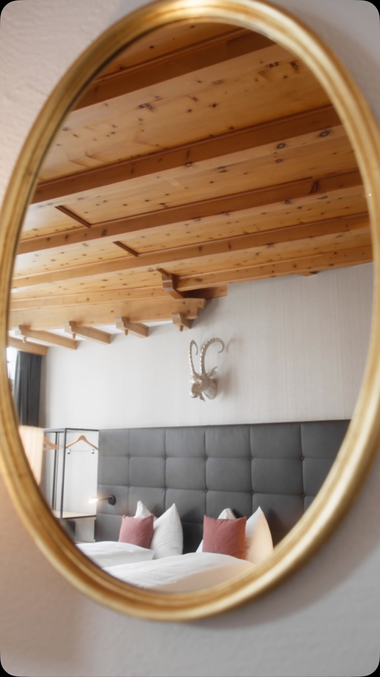 Parsenn Suite moments. ✨
Ankommen, abschalten und Davos geniessen.

#HotelParsenn #hotelmountain #davos #davosklosters